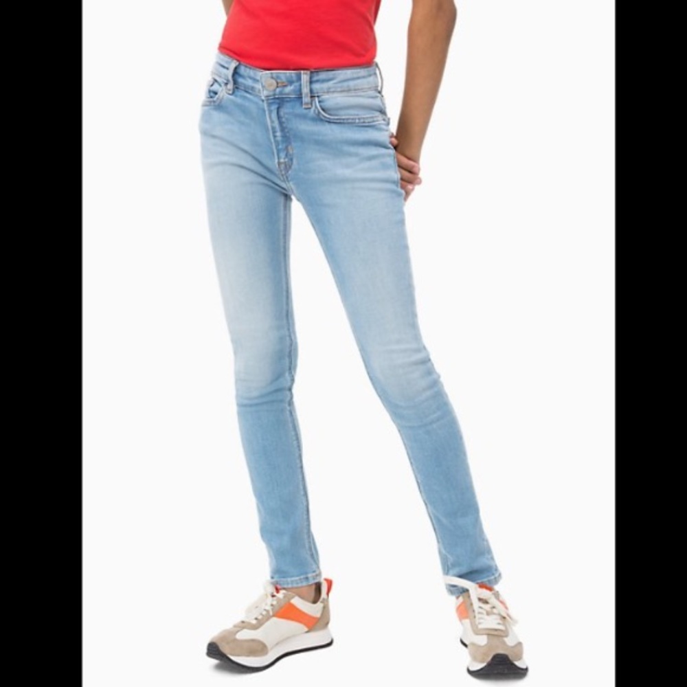 Calvin Klein skinny jeans size small